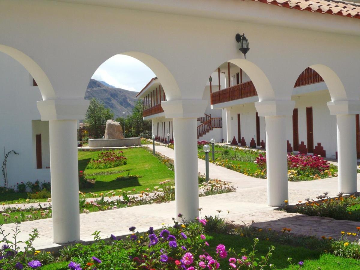 Hotel Agustos Урубамба Экстерьер фото