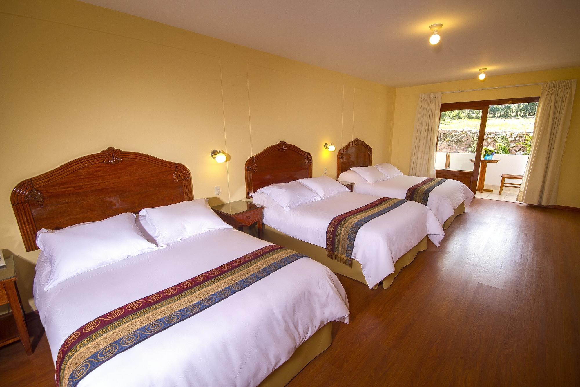 Hotel Agustos Урубамба Экстерьер фото