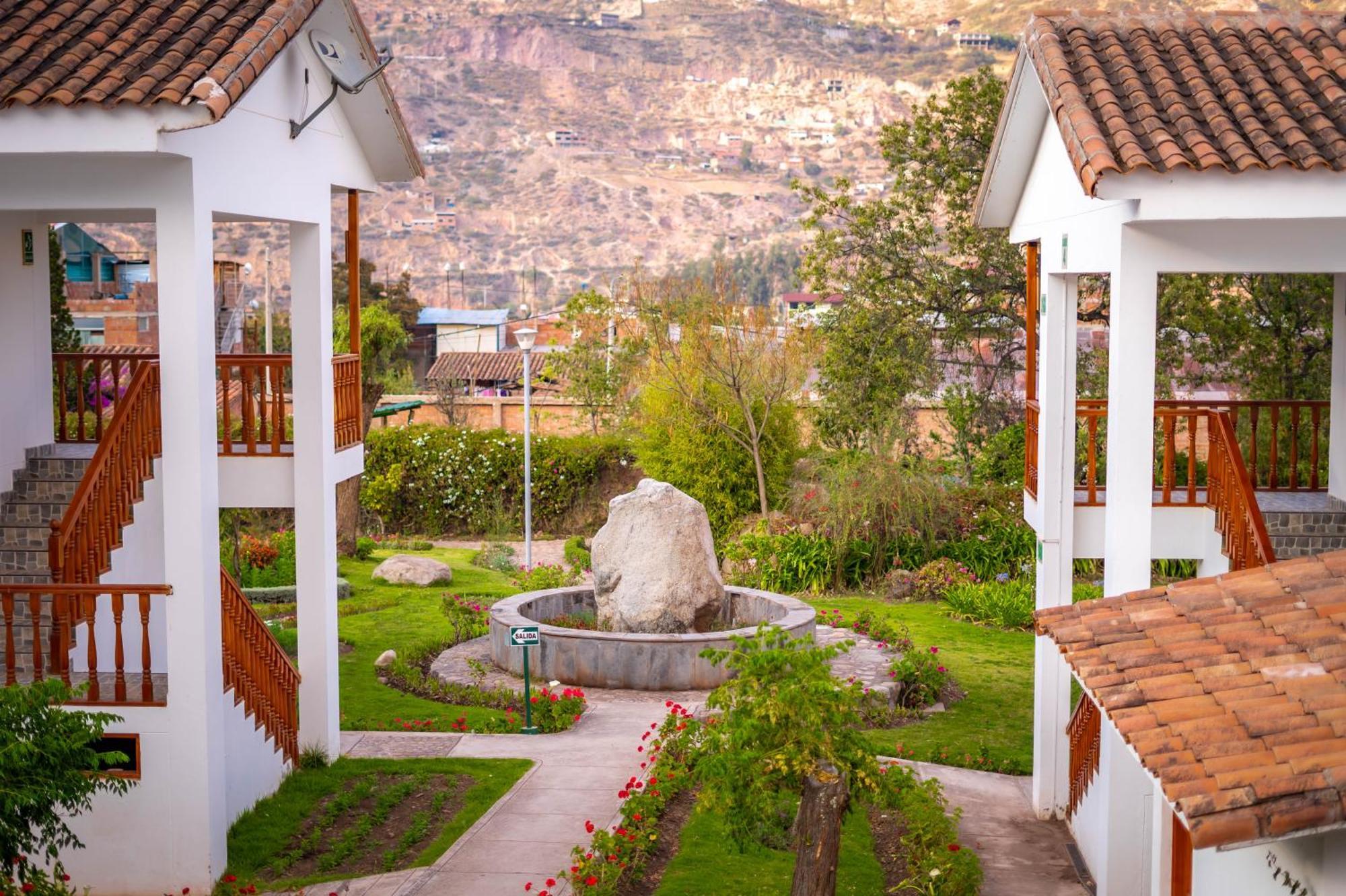 Hotel Agustos Урубамба Экстерьер фото