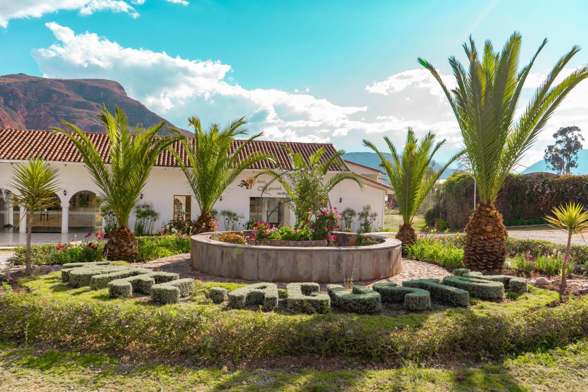 Hotel Agustos Урубамба Экстерьер фото
